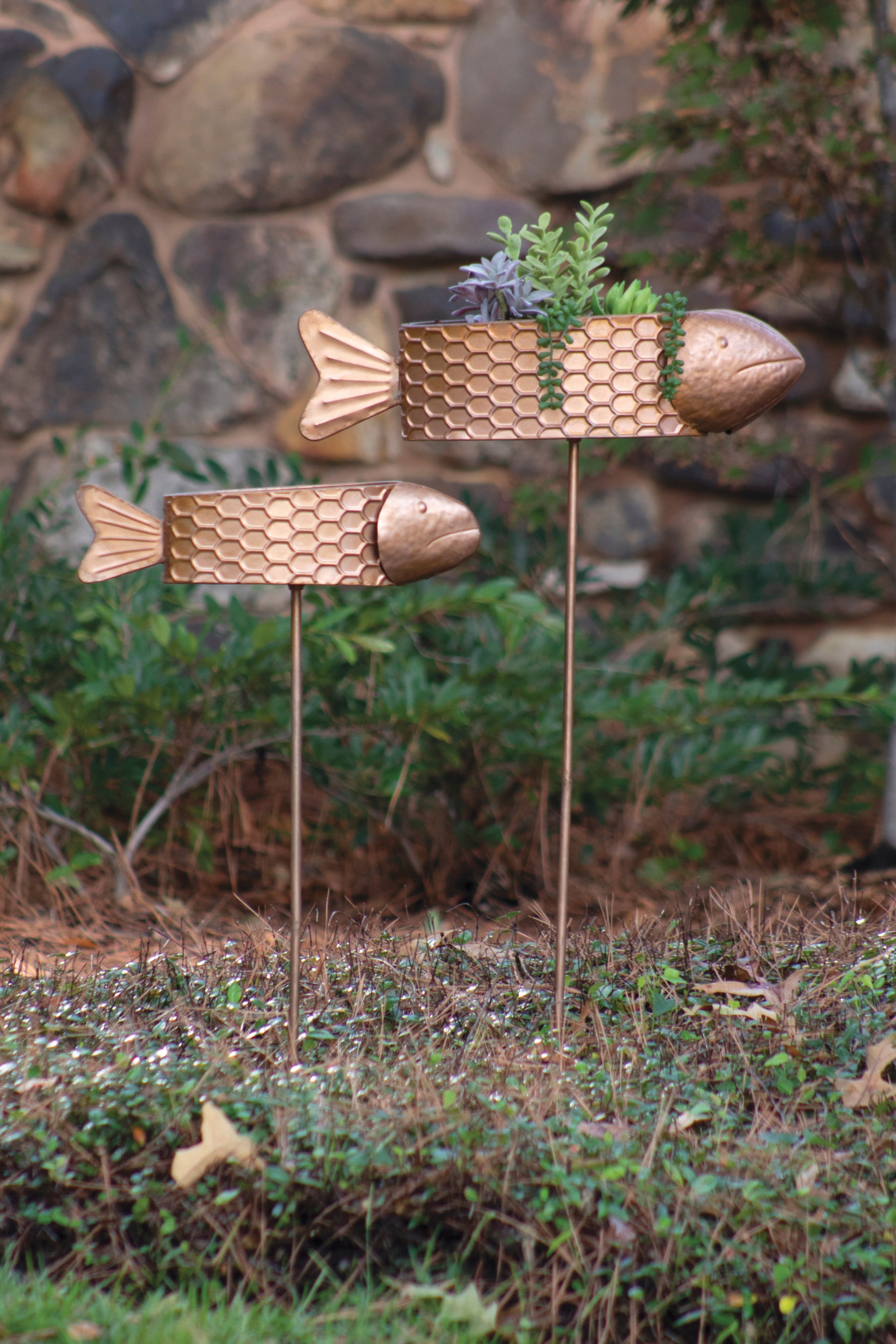 Set of 2 Metal Fish Planter Yard Stakes - Thumbnail 3