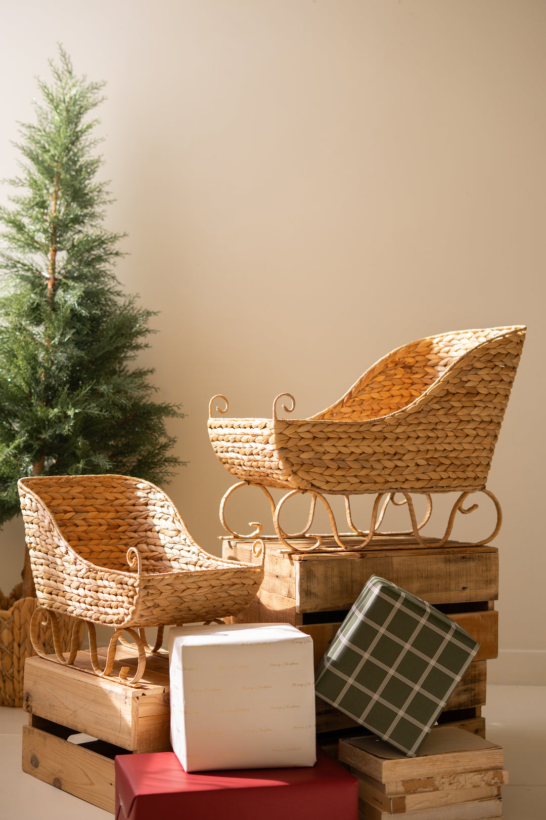Set of 2 Seagrass Christmas Sleighs