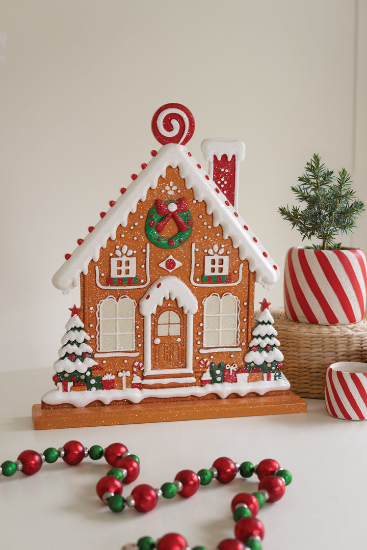 Christmas Gingerbread House