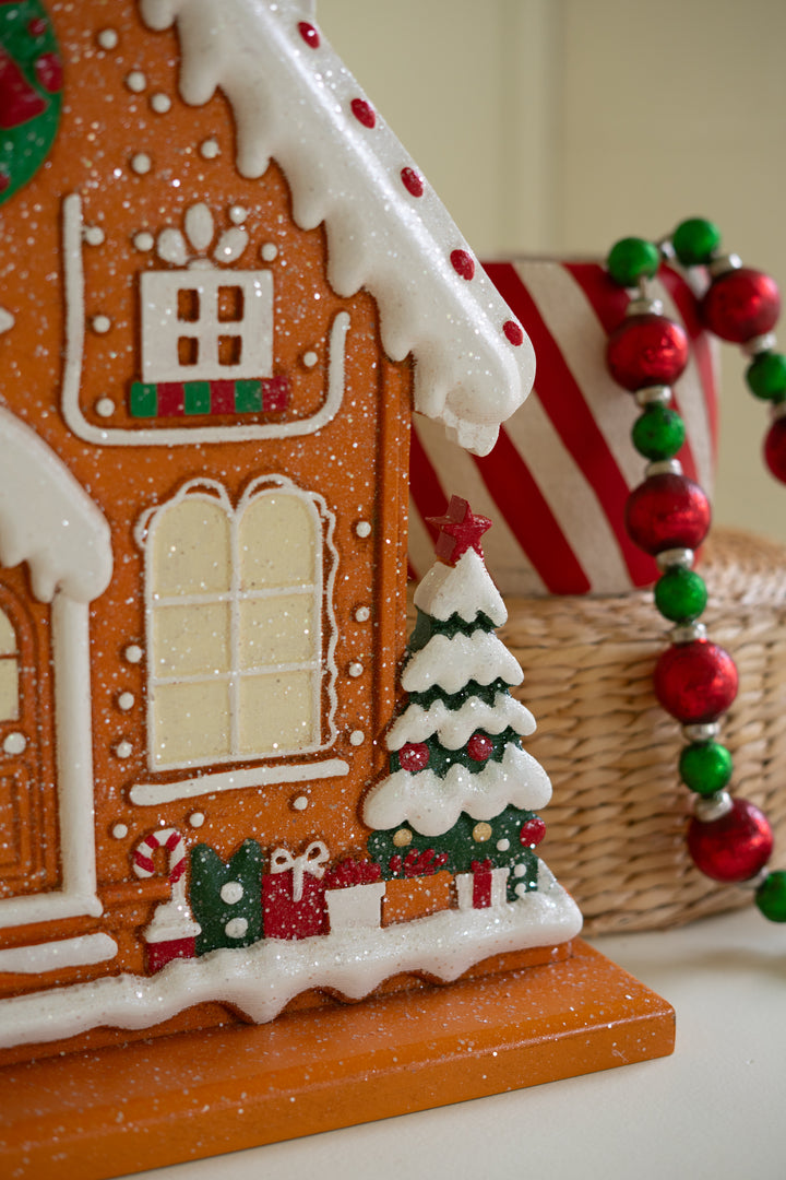 Christmas Gingerbread House