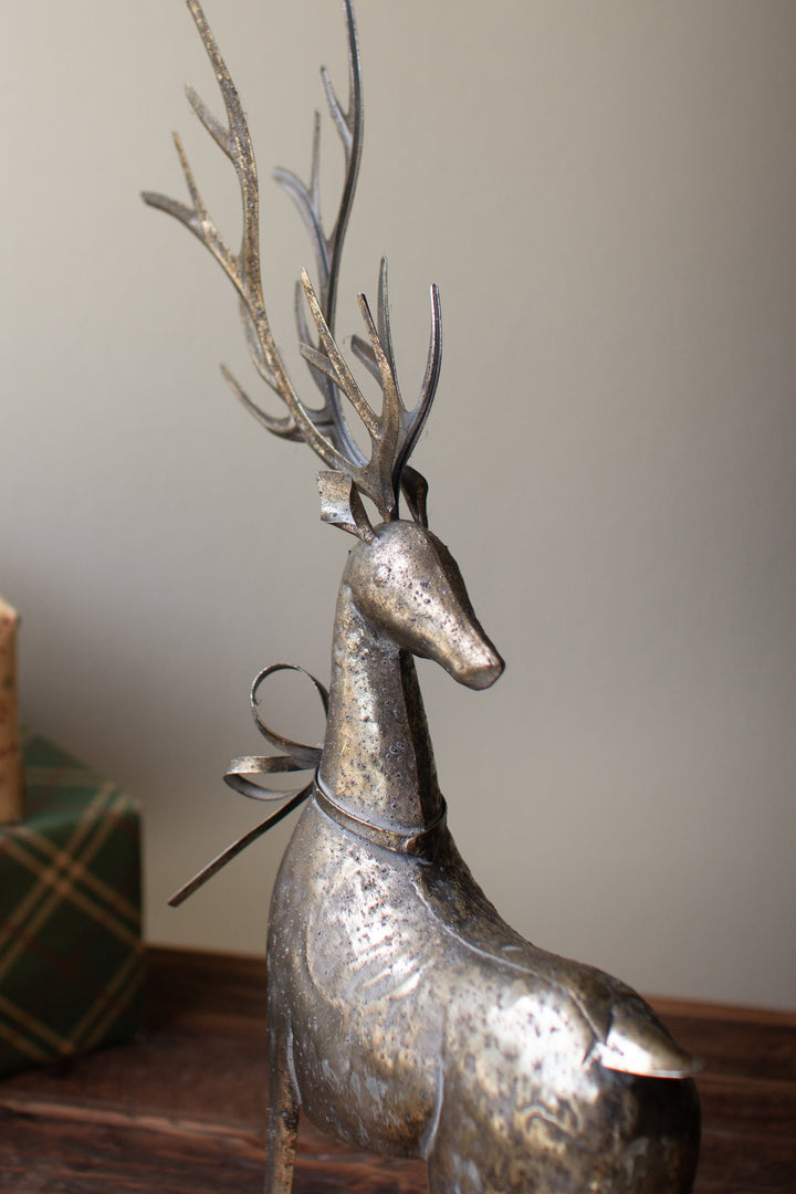 Set of 2 Rustic Metal Reindeer