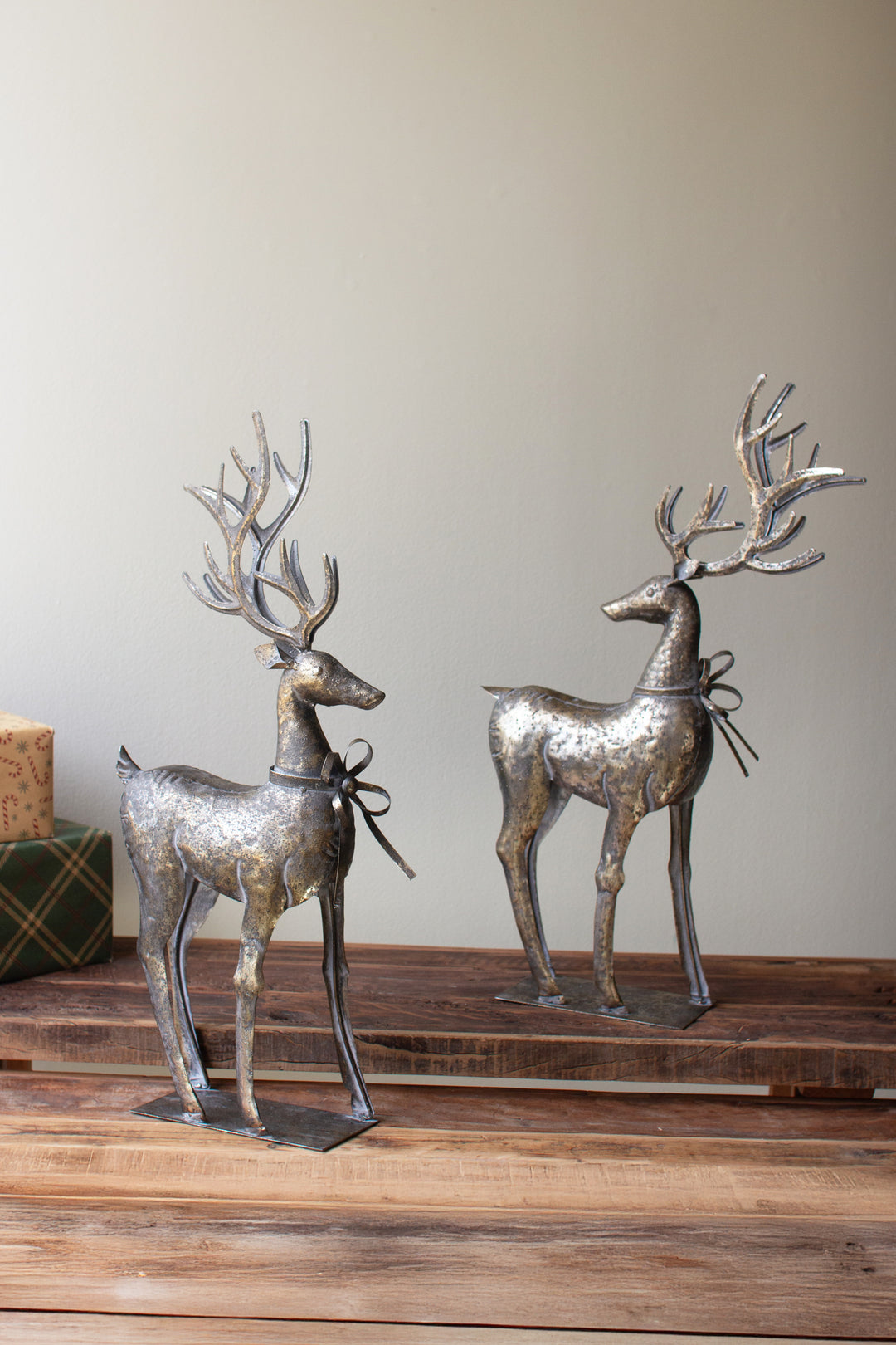 Set of 2 Rustic Metal Reindeer