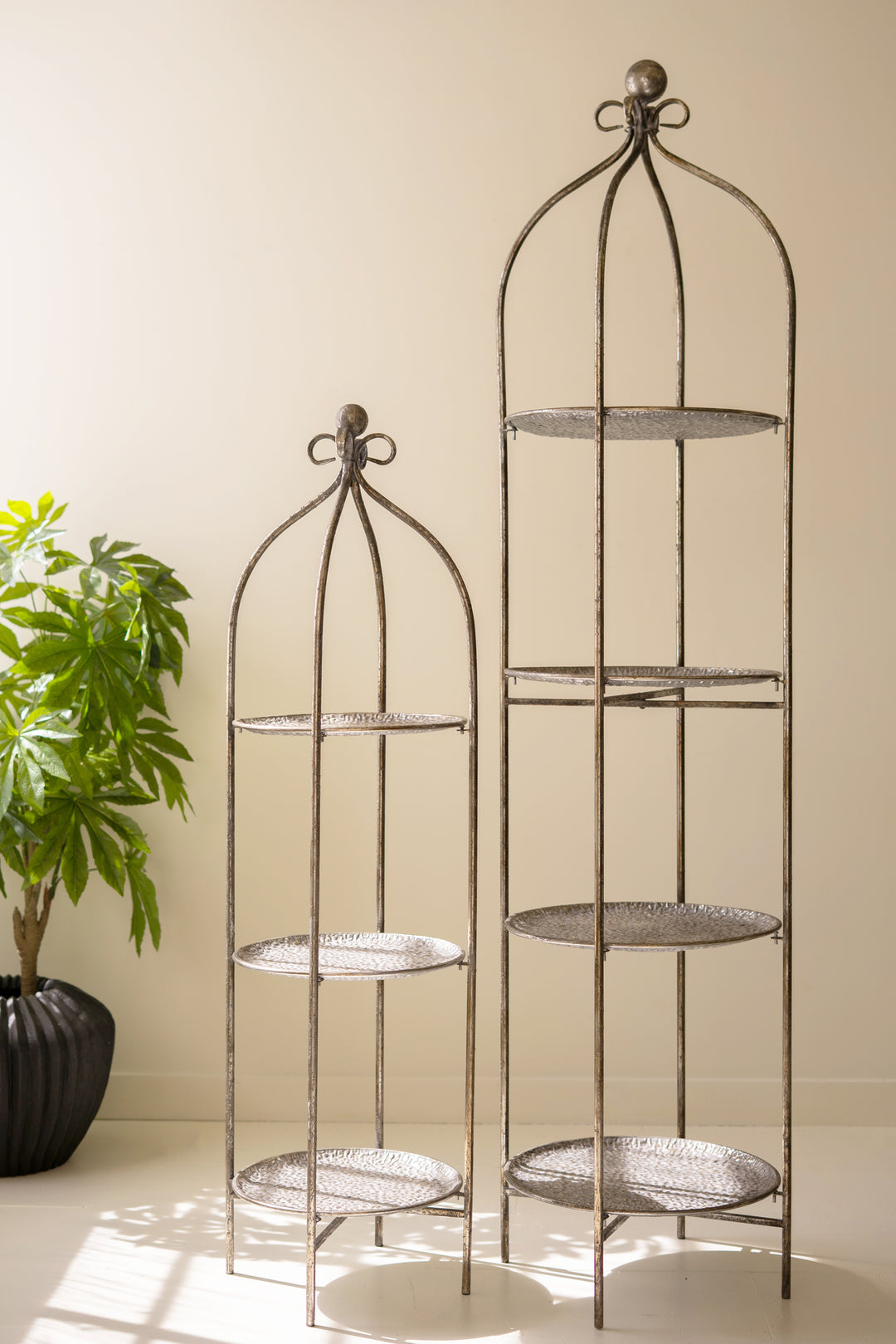 Set of 2 Tiered Round Rustic Iron Displays