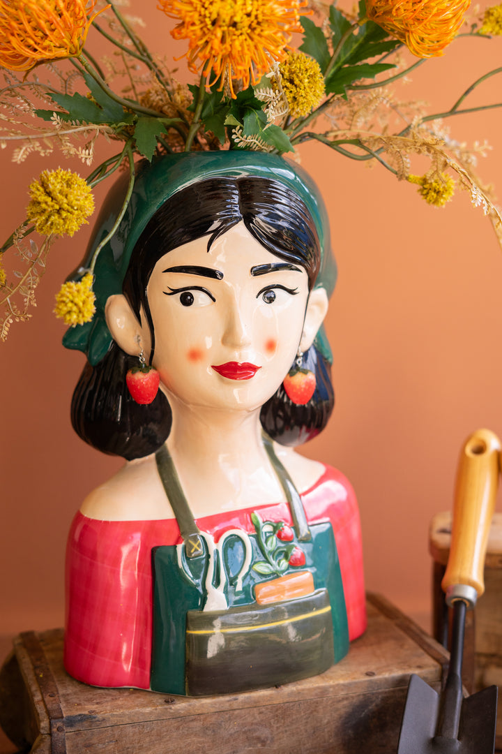 Gardener Vase with Earrings