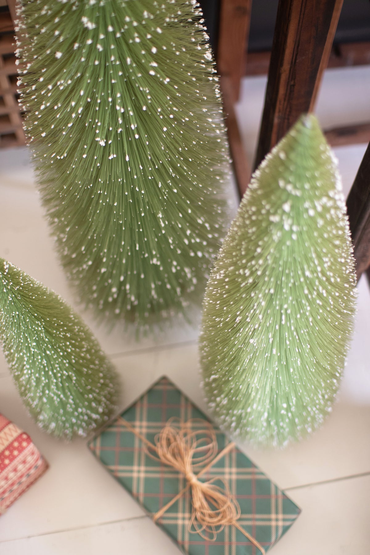 LGT Bristle/Bottle Brush Snowy Christmas Tree 62mm Cake Cupcake