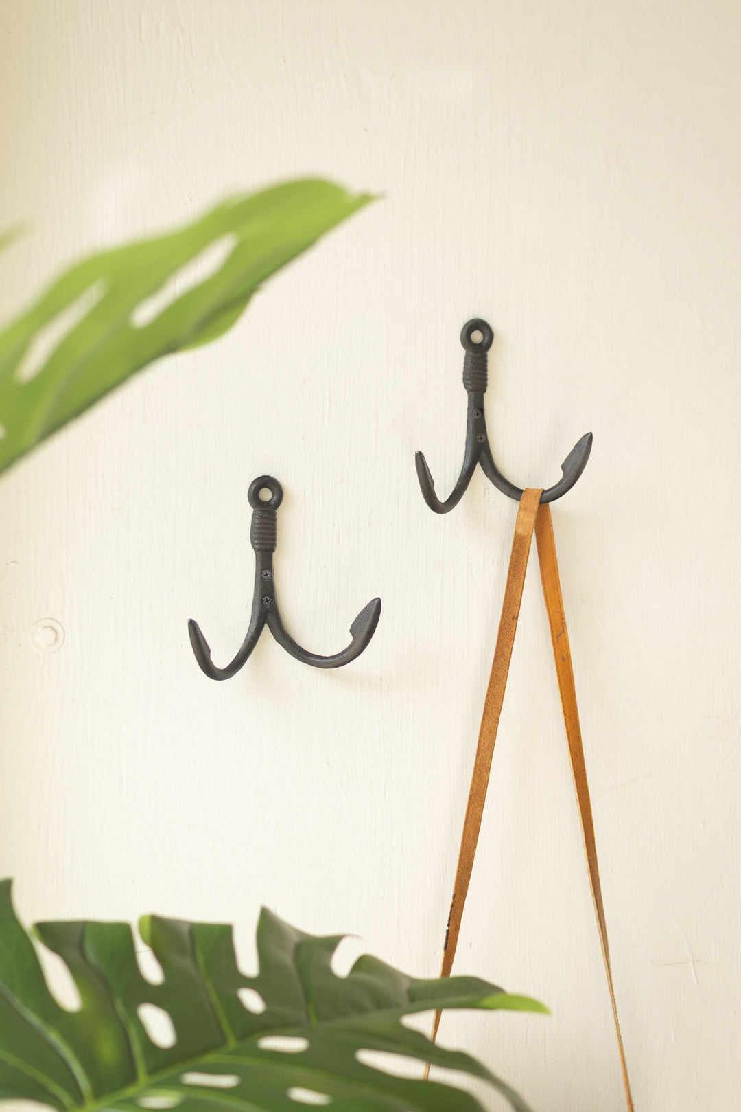 Cast Iron Fishing Hook Hanger Set of 6
