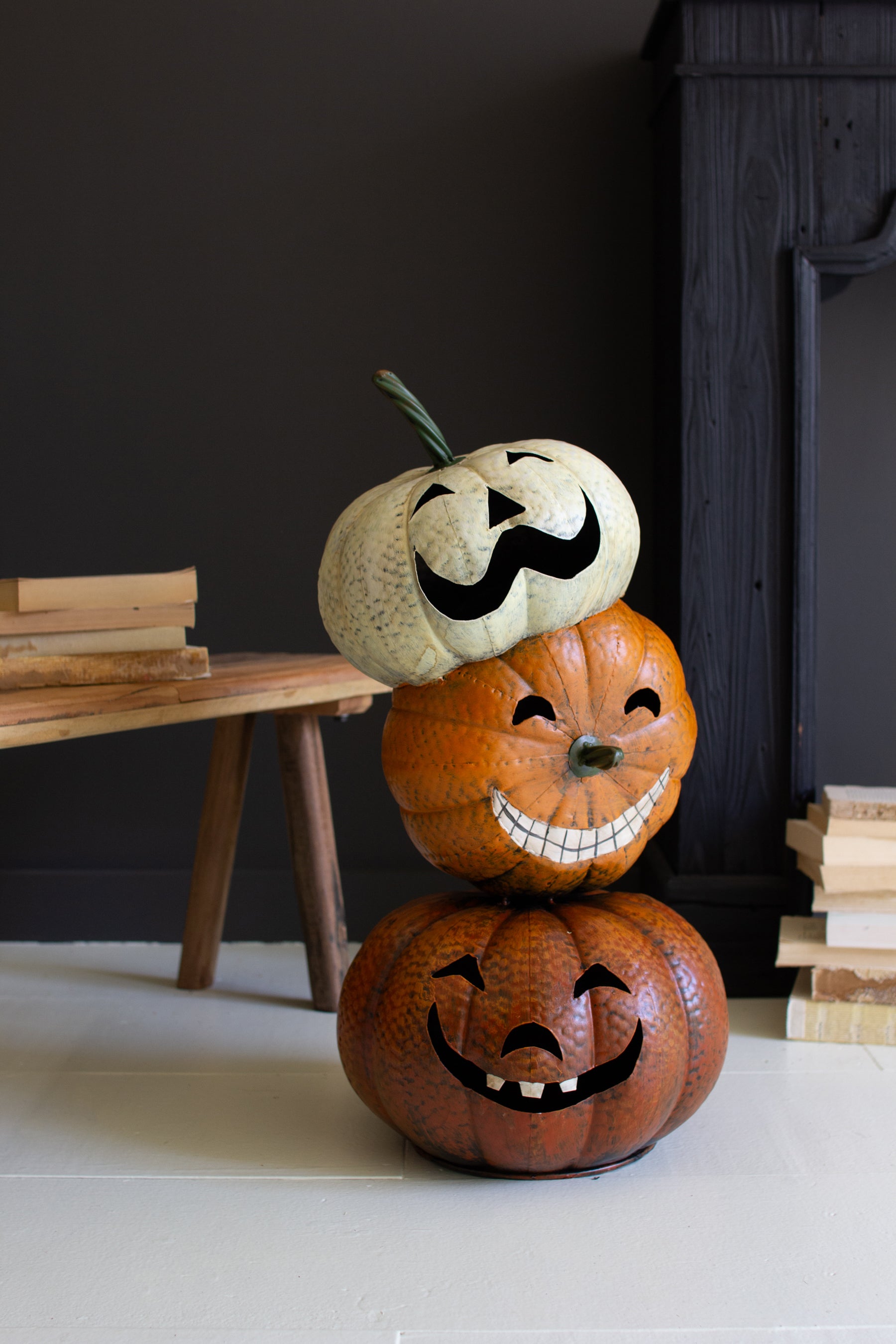 Painted Metal Halloween Stacking Jack-O-Lanterns - Thumbnail 3