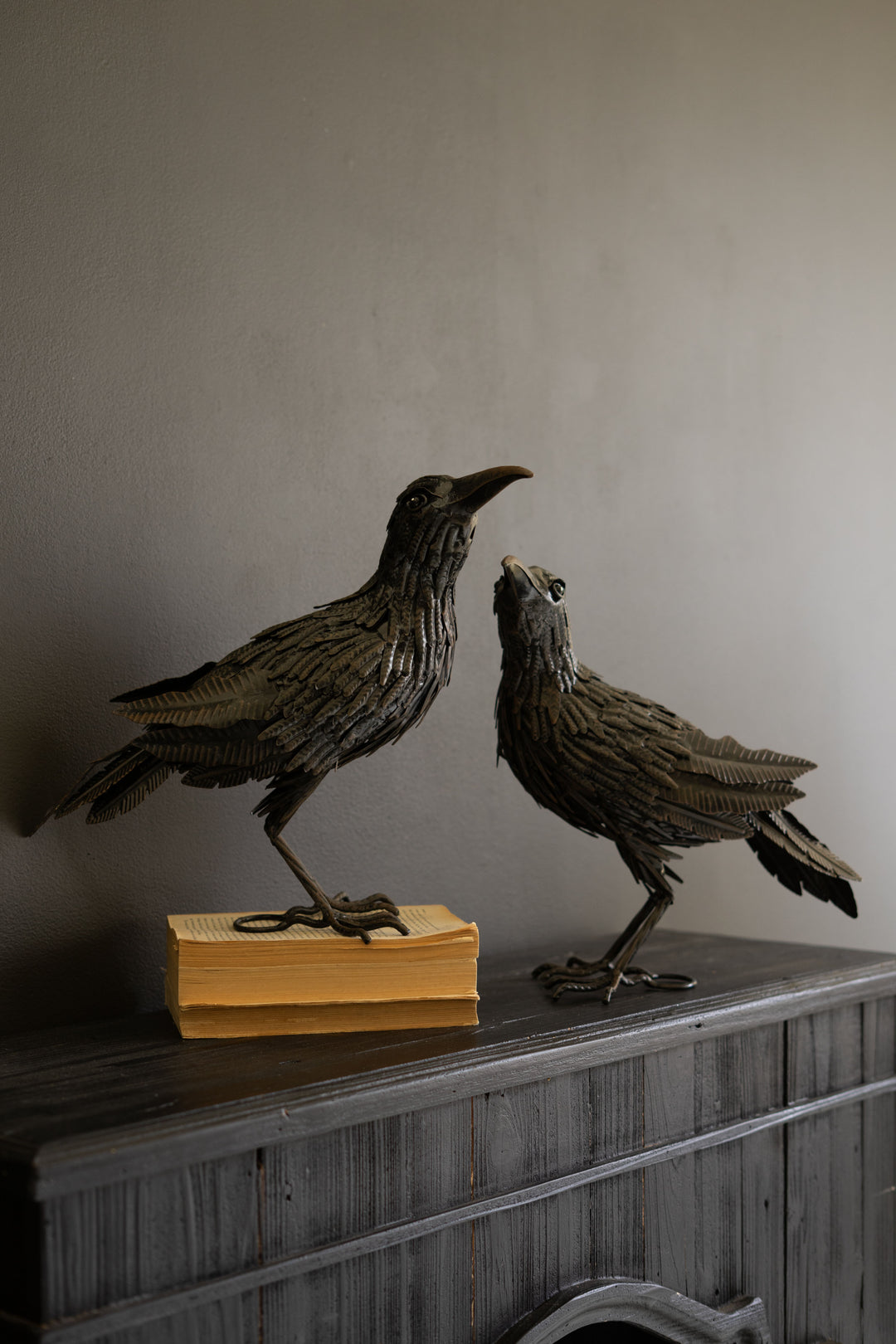 Set of 2 Black Metal Halloween Crows