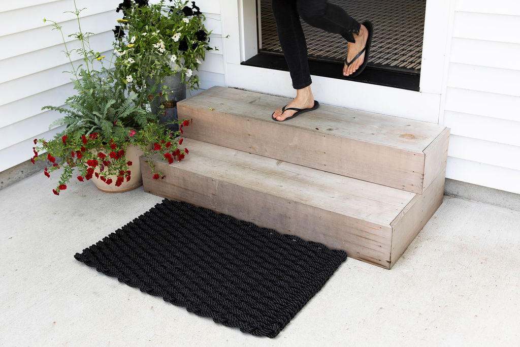 The Rope Co. Handwoven Doormat (Charcoal)