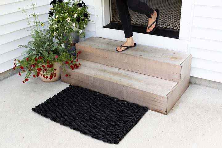 The Rope Co. Handwoven Doormat (Charcoal)
