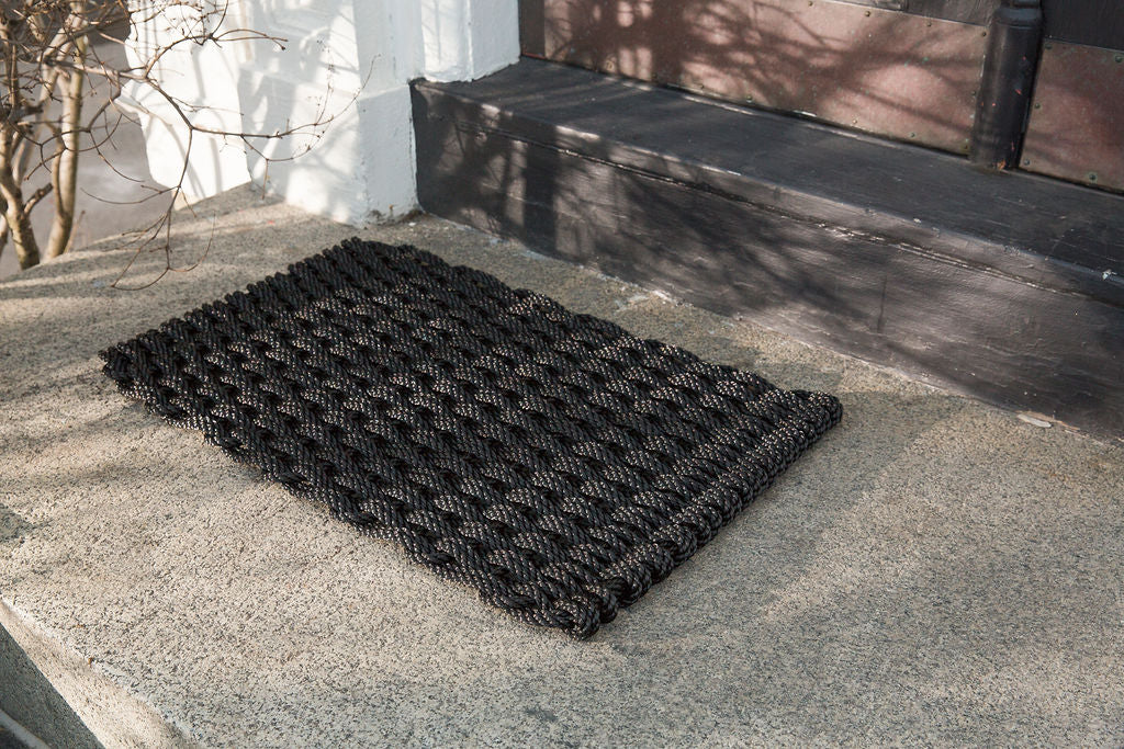 The Rope Co. Handwoven Doormat (Charcoal)