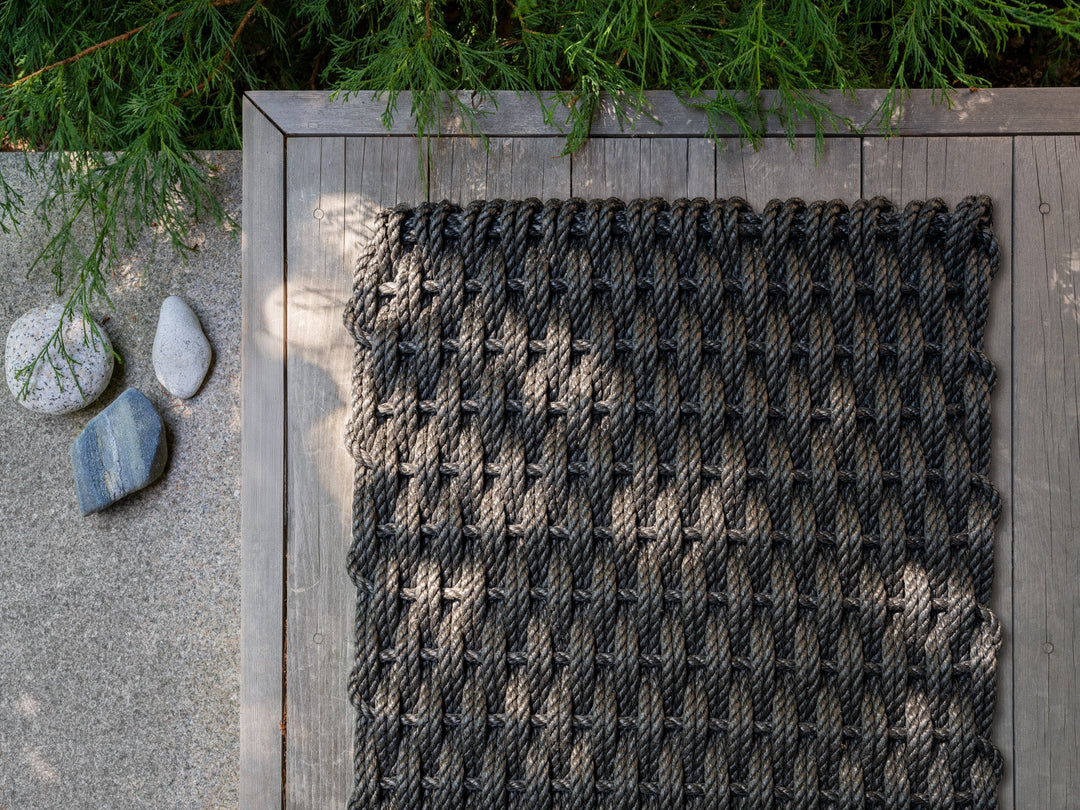 The Rope Co. Handwoven Doormat (Charcoal)