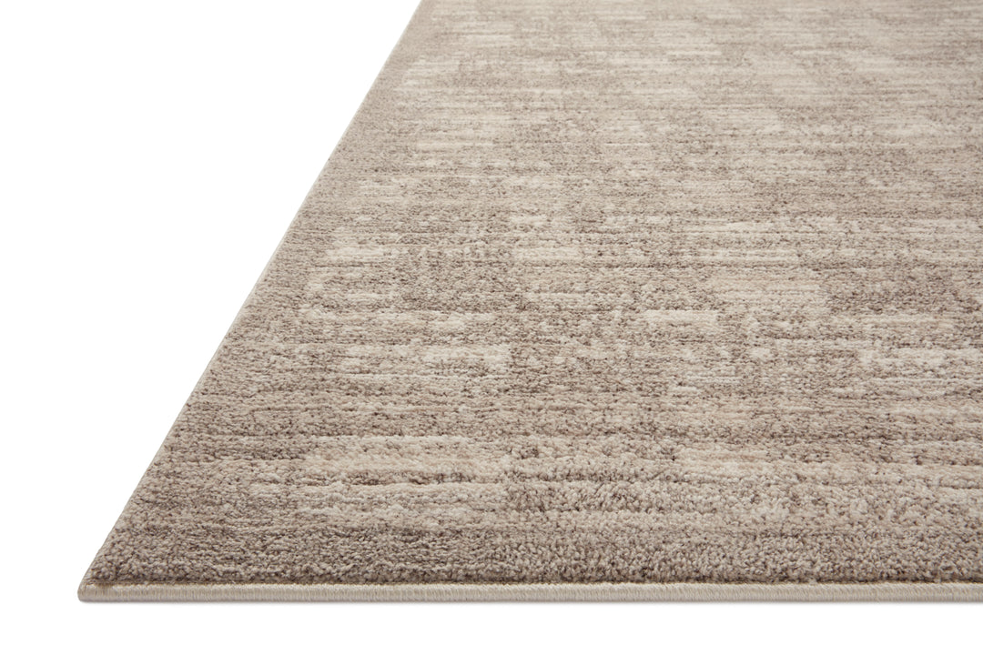 Loloi II Darby Pebble / Sand Indoor/Outdoor Accent Rug (DAR-07)