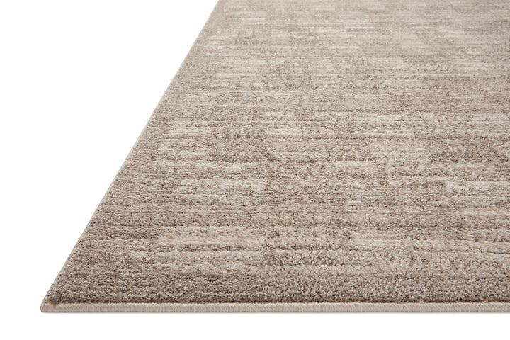 Loloi II Darby Pebble / Sand Indoor/Outdoor Accent Rug (DAR-07)