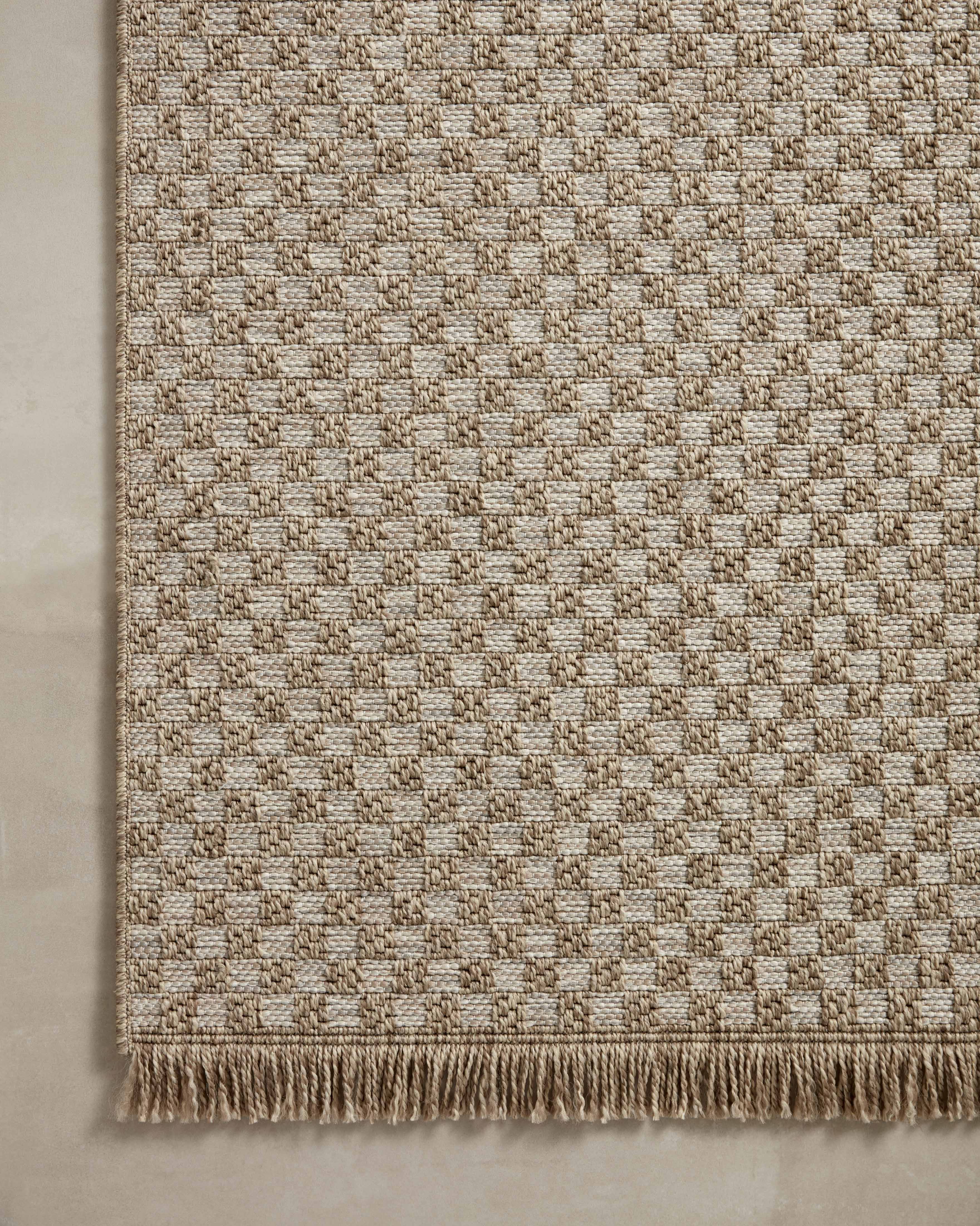 Loloi Dawn Natural Indoor/Outdoor Accent Rug (DAW-02)