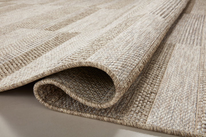 Loloi II Dawn Natural Indoor/Outdoor Accent Rug (DAW-03)