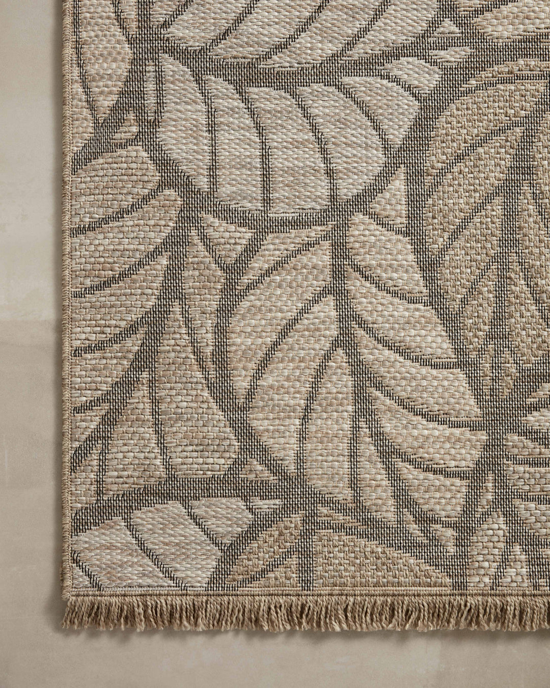 Loloi II Dawn Natural Indoor/Outdoor Accent Rug (DAW-05)