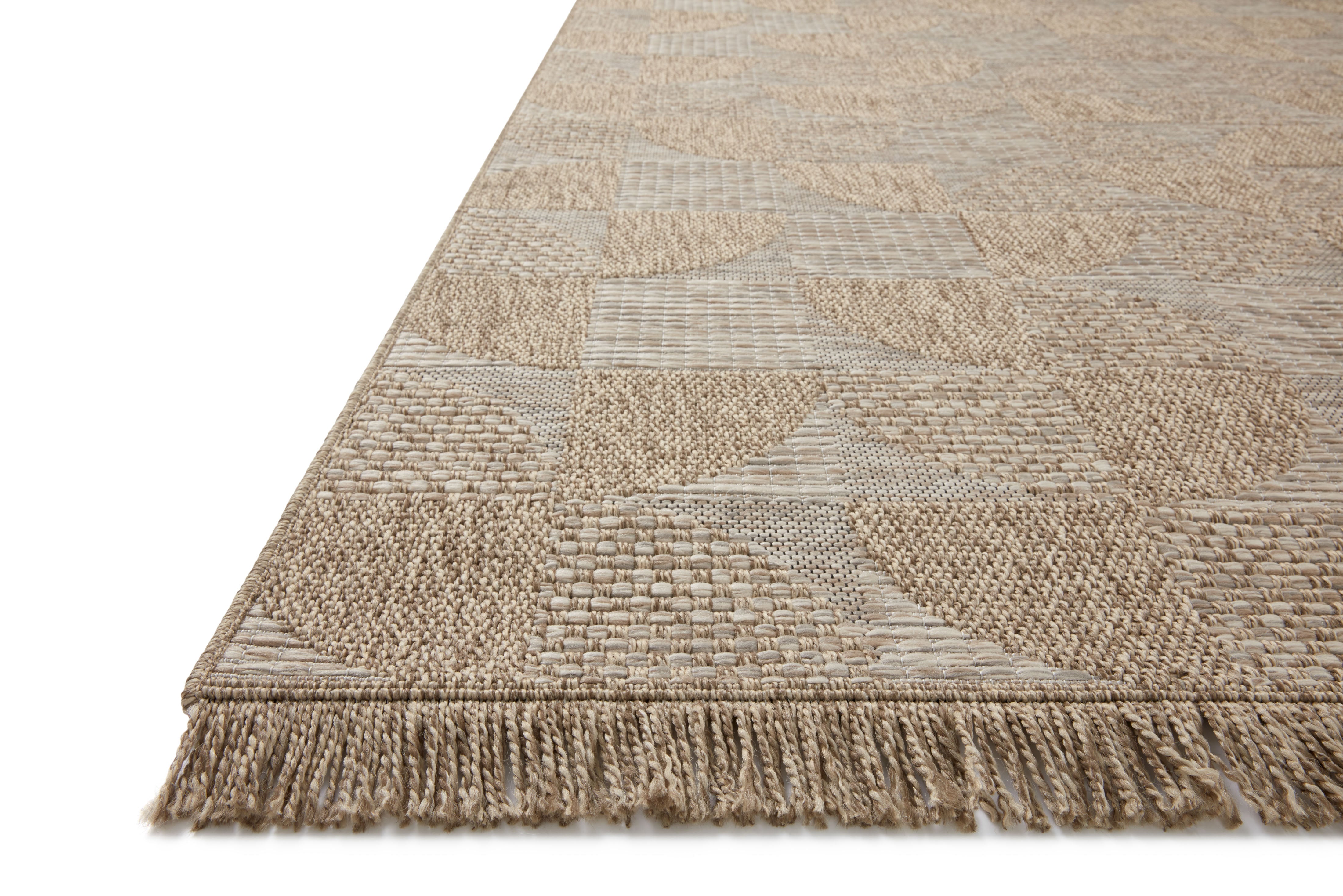 Loloi Dawn Natural Indoor/Outdoor Accent Rug (DAW-08)