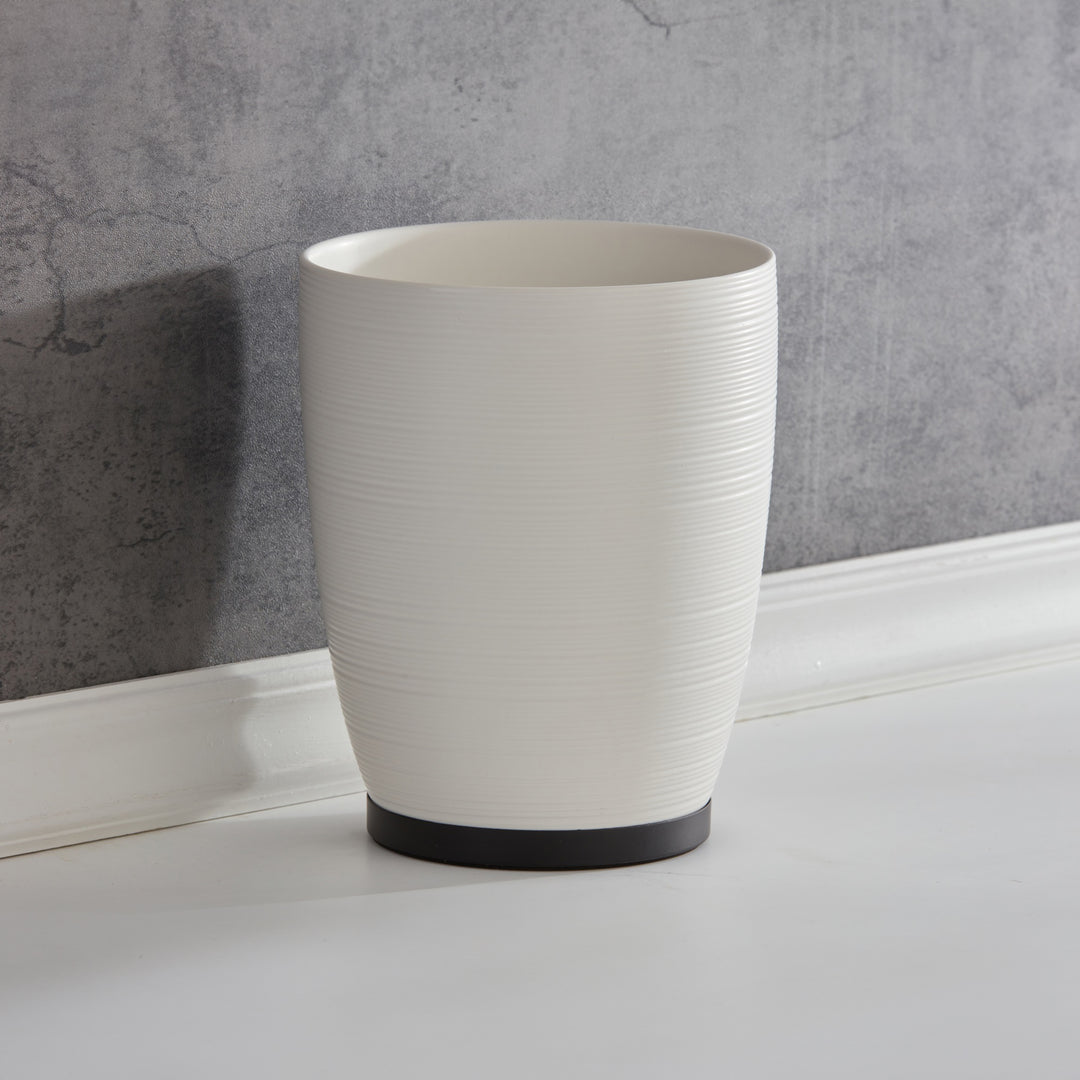 Roselli Trading Dubai  Resin Bathroom Accessories (Black Trim)