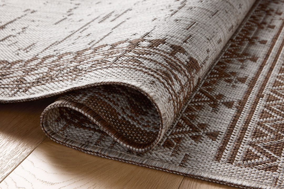 Loloi Easton Coffee / Dove Indoor/Outdoor Accent Rug (ESN-01)