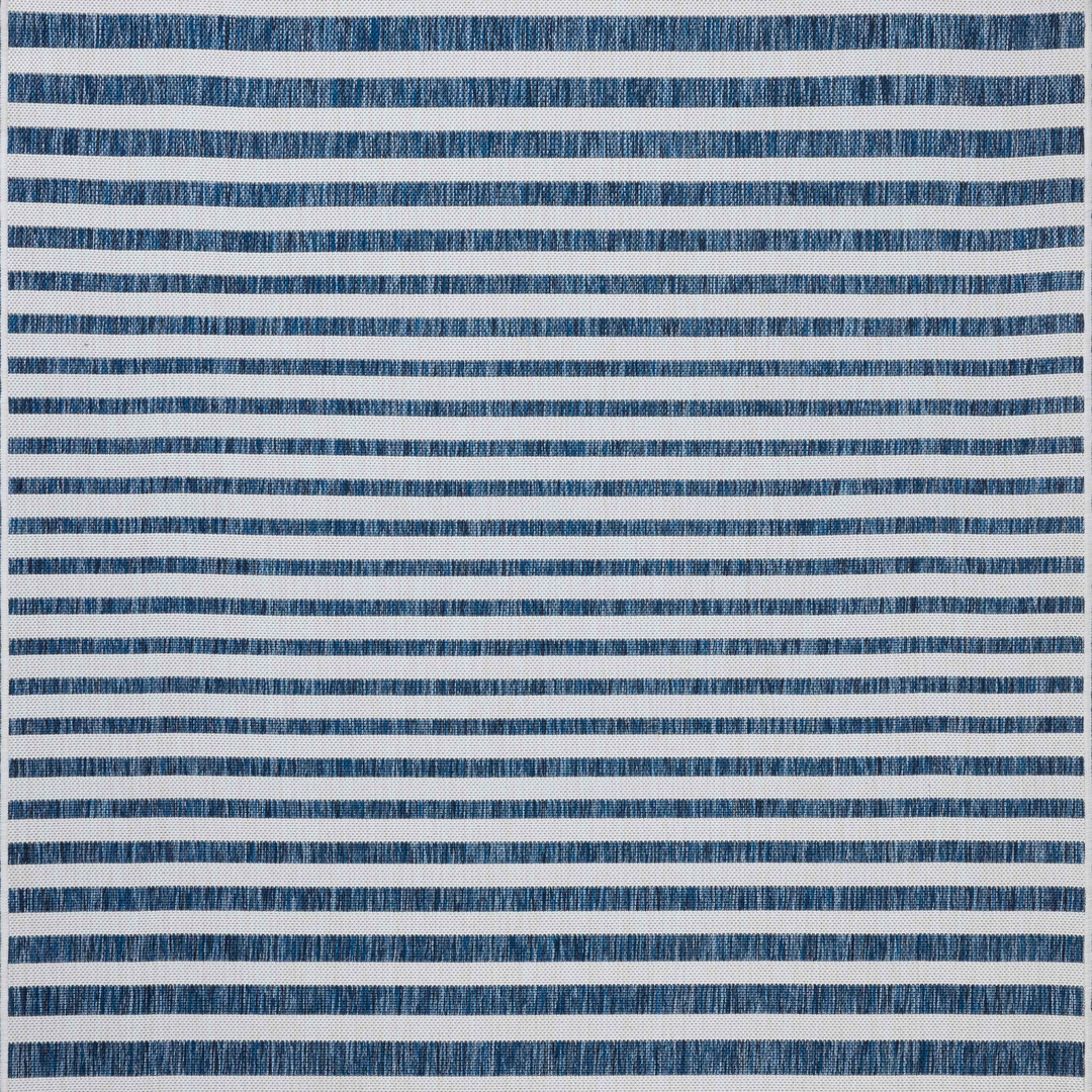 Loloi Easton Denim / Ivory Indoor/Outdoor Accent Rug (ESN-03)