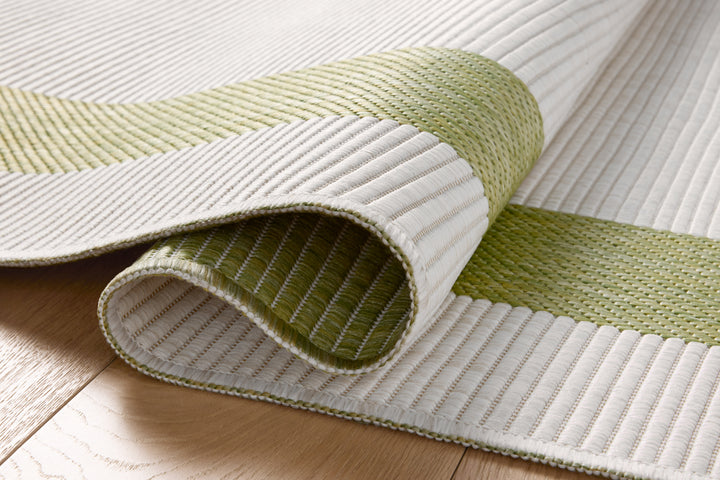 Loloi Easton Green / Ivory Indoor/Outdoor Accent Rug (ESN-07)