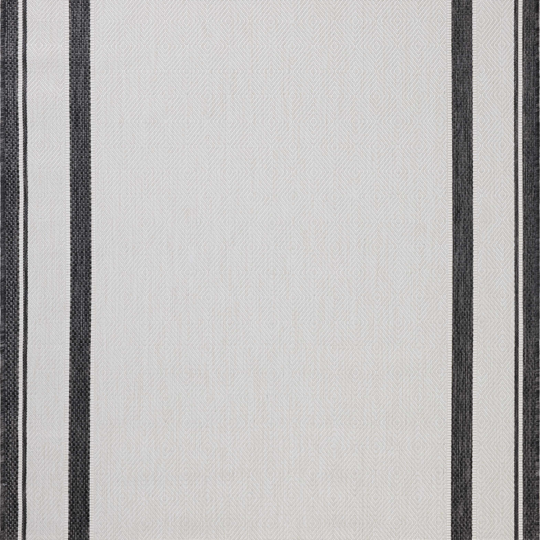 Loloi Easton Onyx / Ivory Indoor/Outdoor Accent Rug (ESN-11)