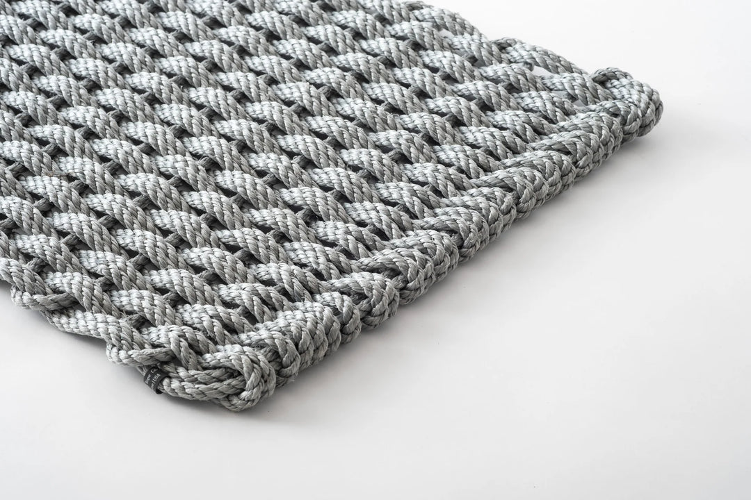 The Rope Co. Collection Handwoven Doormat (Weathered Gray)
