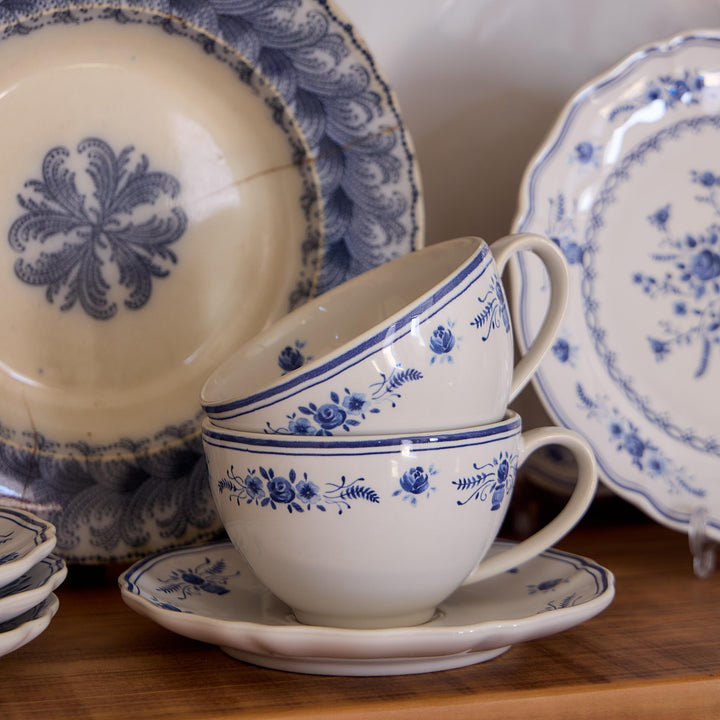 Costa Nova Vila Fine Stoneware Dinnerware (White-Blue Floral)