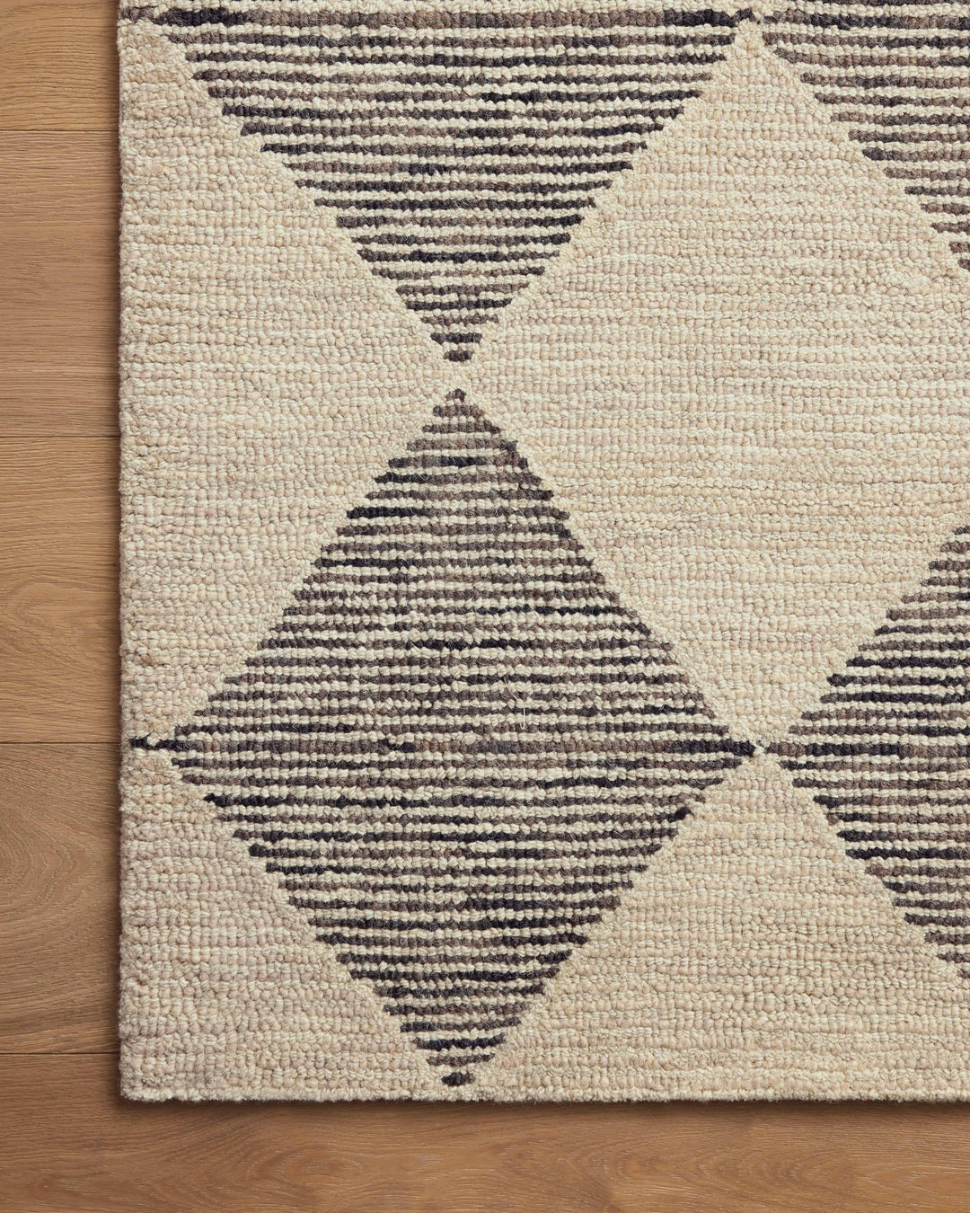 Chris Loves Julia x Loloi Francis Beige / Charcoal Accent Rug (FRA-01)