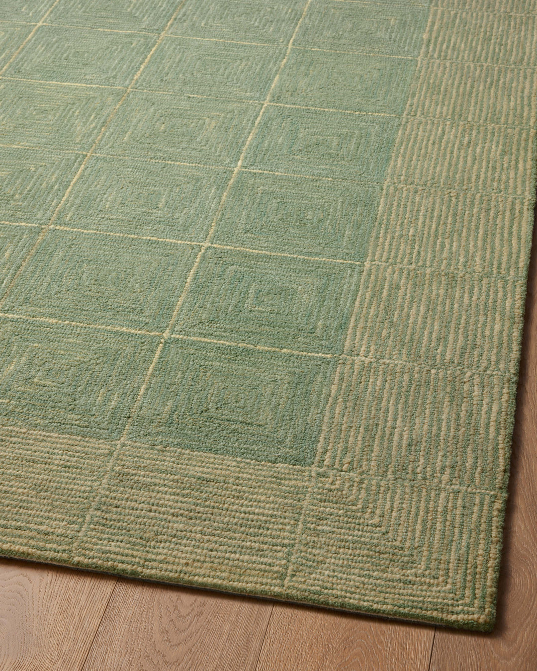 Chris Loves Julia x Loloi Francis Green / Natural Accent Rug (FRA-02)