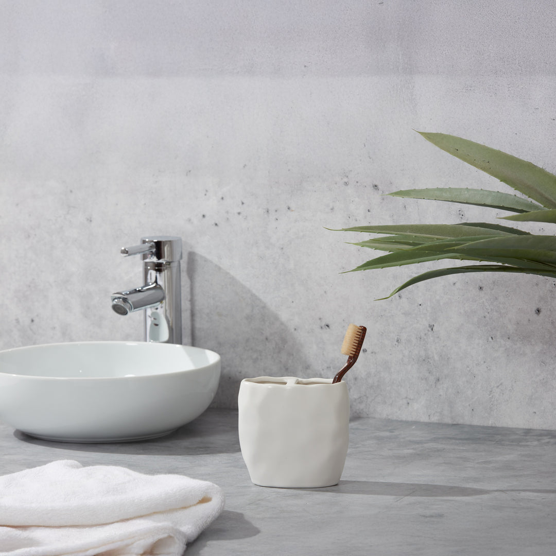 Roselli Trading French Impressions  Porcelain Bathroom Accessories