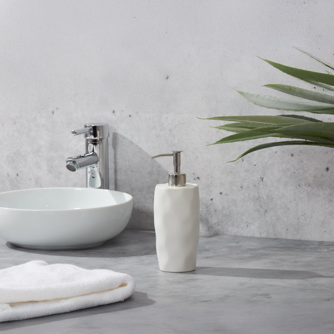 Roselli Trading French Impressions  Porcelain Bathroom Accessories