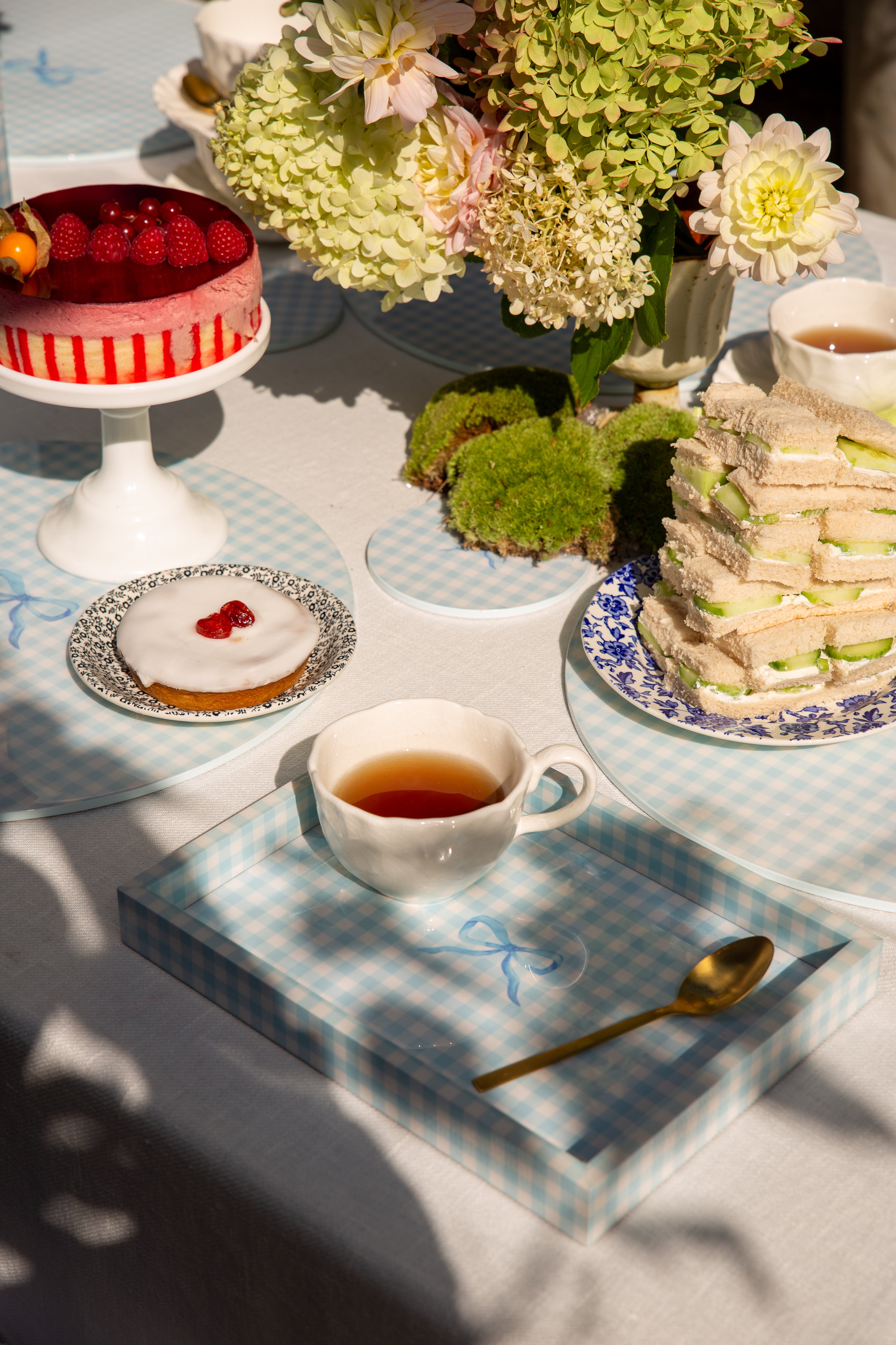 Addison Ross Blue Gingham Lacquer Placemats - Thumbnail 5