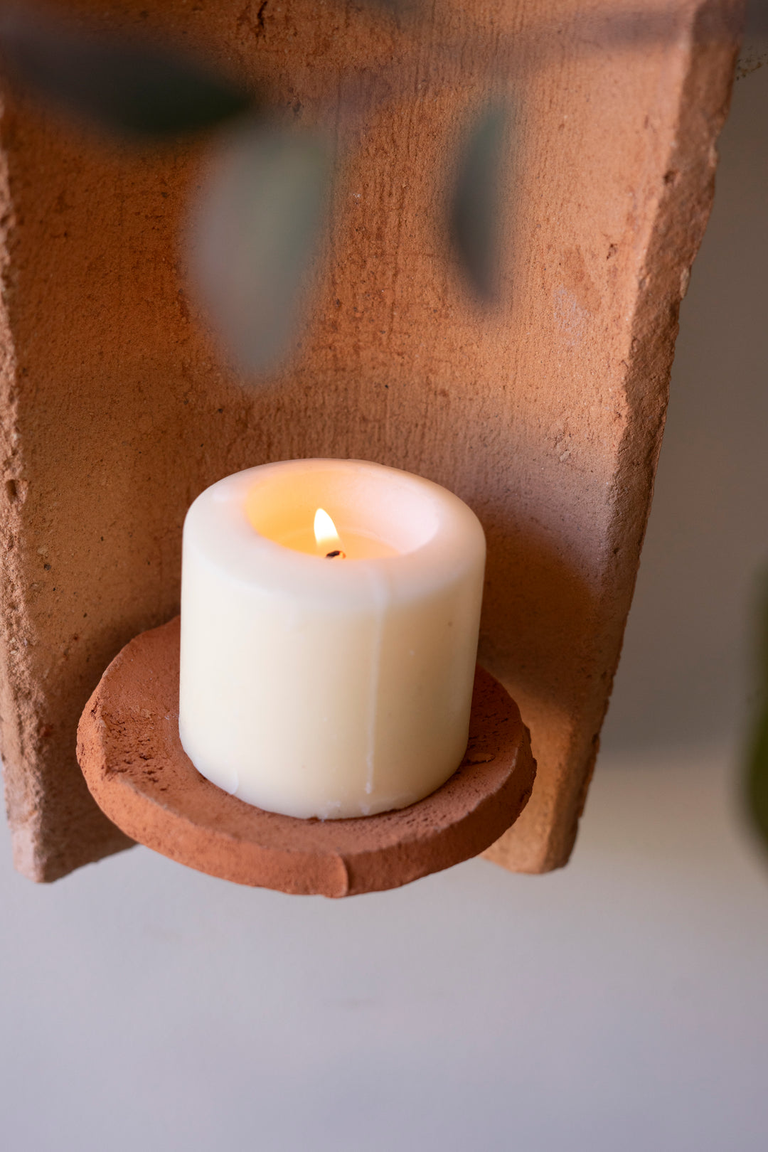 Clay Roofing Tile Candle Holder with Flowers