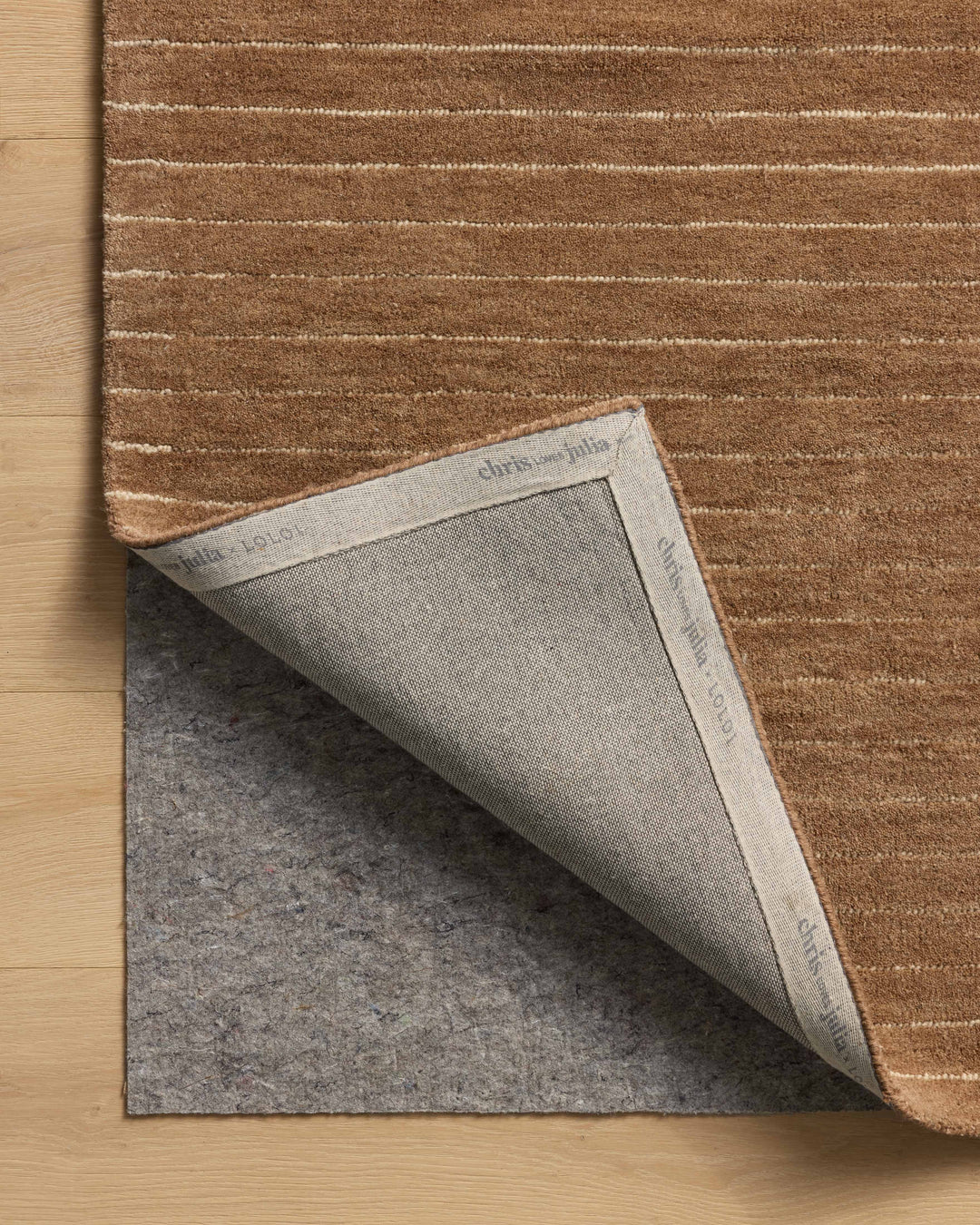 Chris Loves Julia x Loloi Henry Rust / Natural Accent Rug (HEY-01)