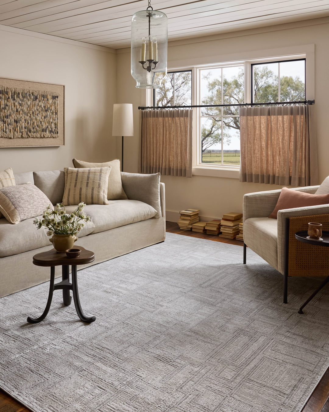 Loloi Hollis Grey / Ivory Area Rug (HOL-01)