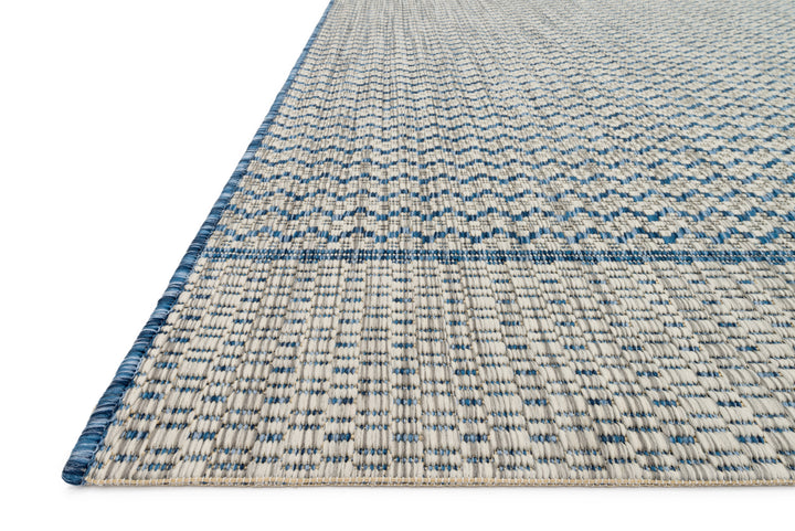 Loloi Isle Grey / Blue Indoor/Outdoor Accent Rug (IE-03)