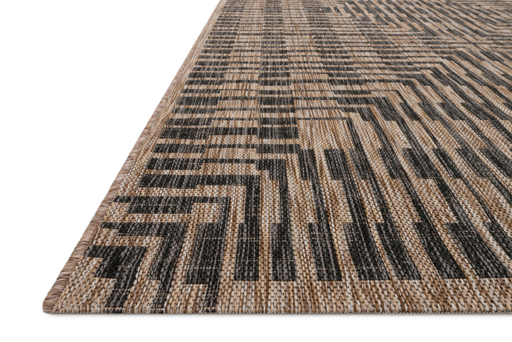 Loloi Isle Brown / Black Indoor/Outdoor Accent Rug (IE-09)