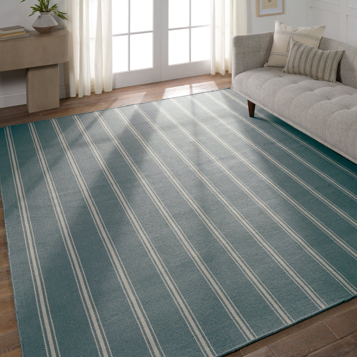 Barclay Butera by Jaipur Living Memento Handmade Indoor/Outdoor Striped Slate/ Ivory Area Rug (LAGUNA - LAG05)