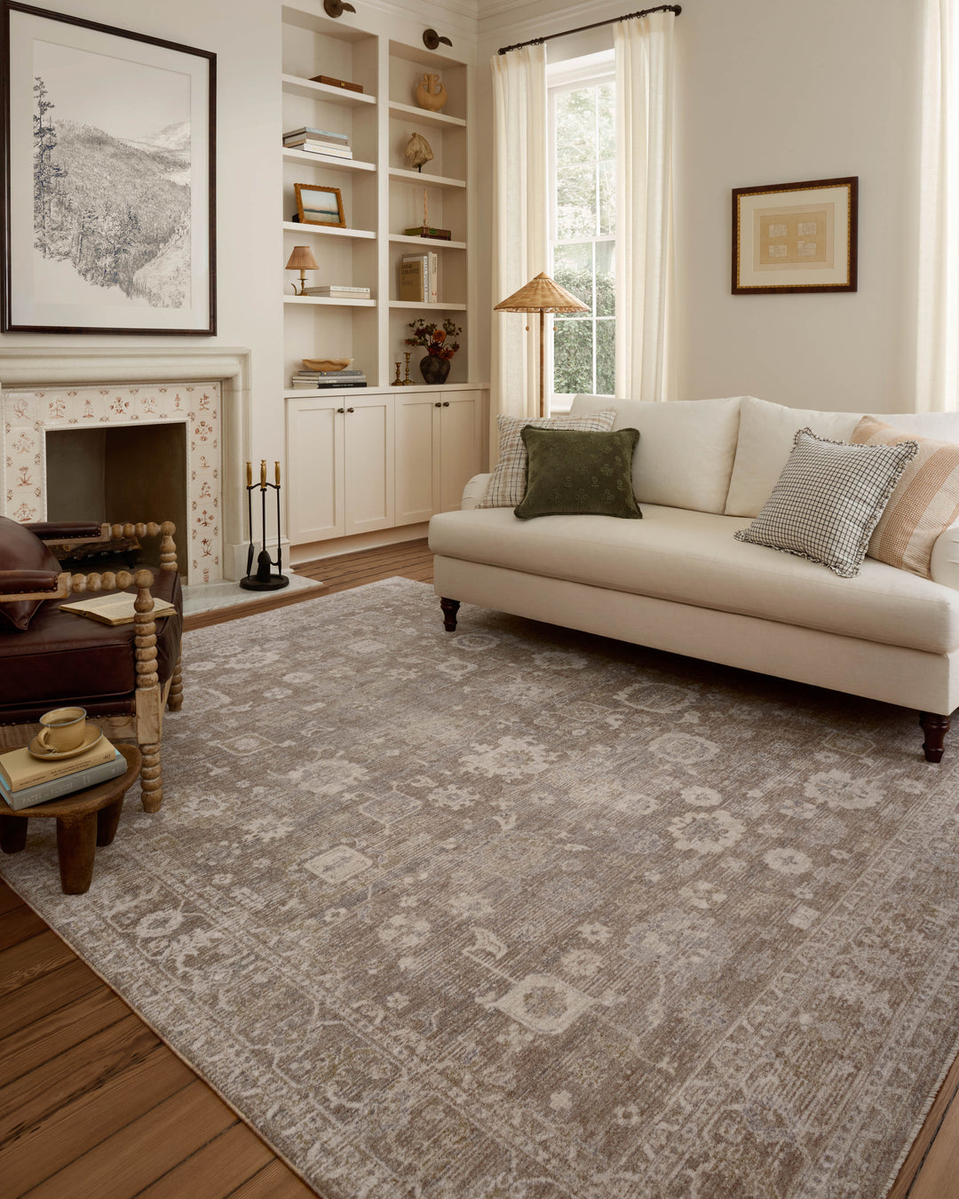 Chris Loves Julia x Loloi Louisa Taupe / Ivory Accent Rug (LOI-03)