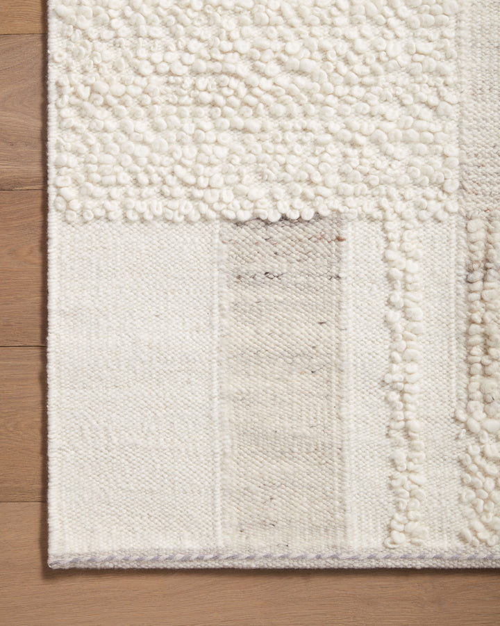 Loloi Manfred Ivory / Pebble Accent Rug