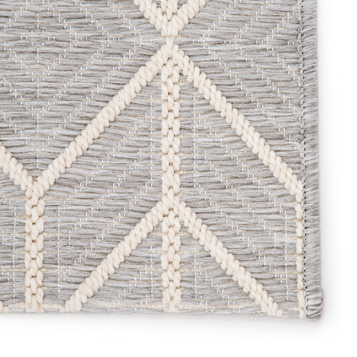 Jaipur Living Galloway Indoor/ Outdoor Chevron Gray/ Cream Area Rug (MONTECLAIR - MOC02)