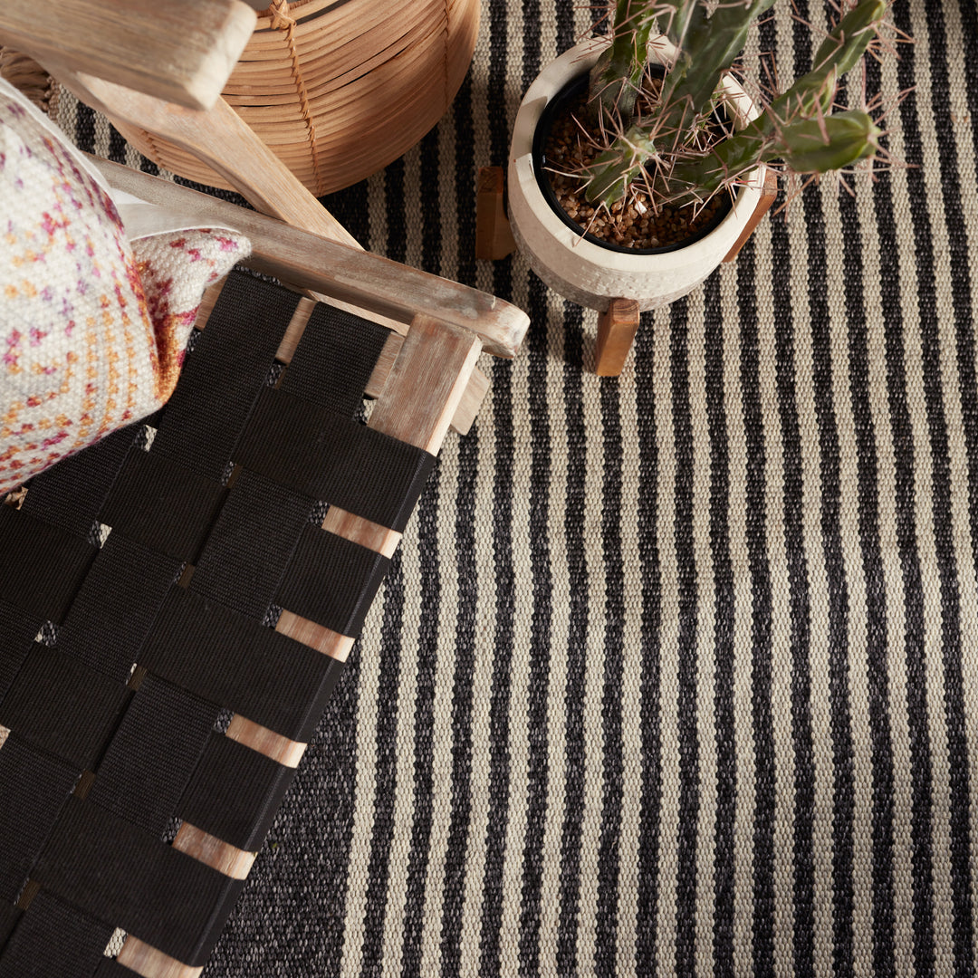 Vibe by Jaipur Living Strand Indoor/ Outdoor Striped Dark Gray/ Beige Area Rug (MORRO BAY - MRB01)