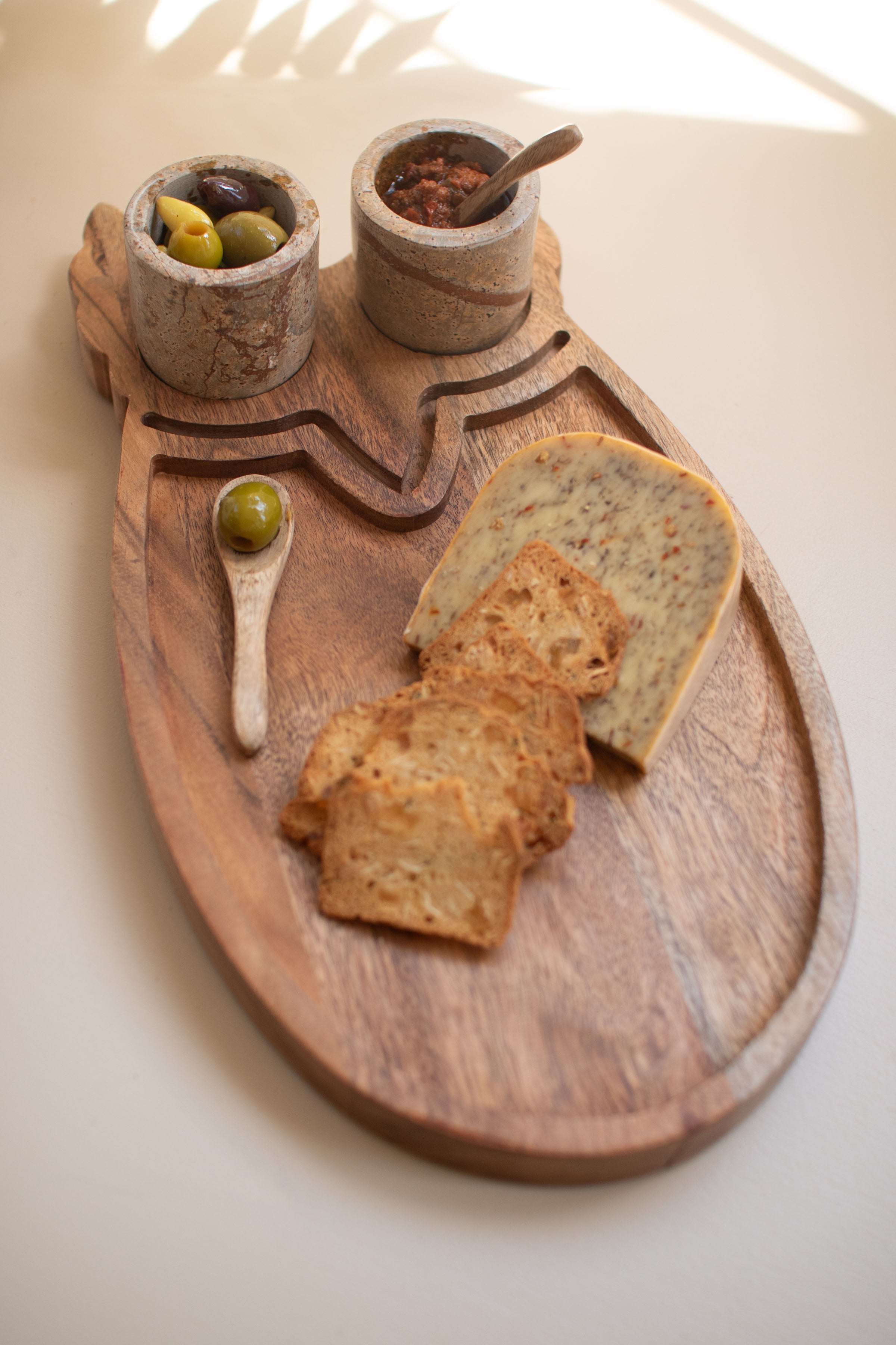 Wooden Owl Serving Board with Marble Bowls - Thumbnail 3