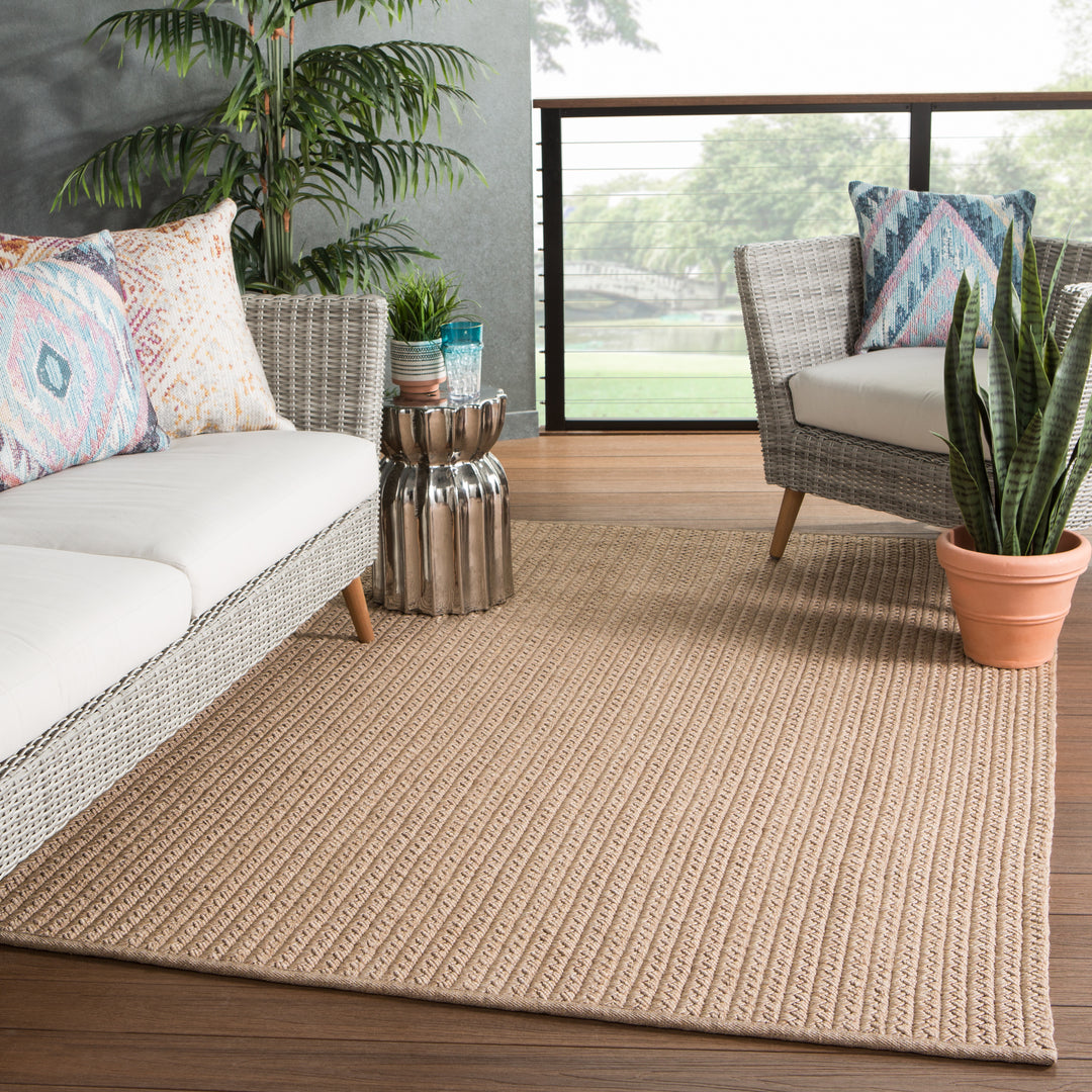 Jaipur Living Iver Indoor/ Outdoor Solid Tan Area Rug (NIRVANA PREMIUM - NIP03)