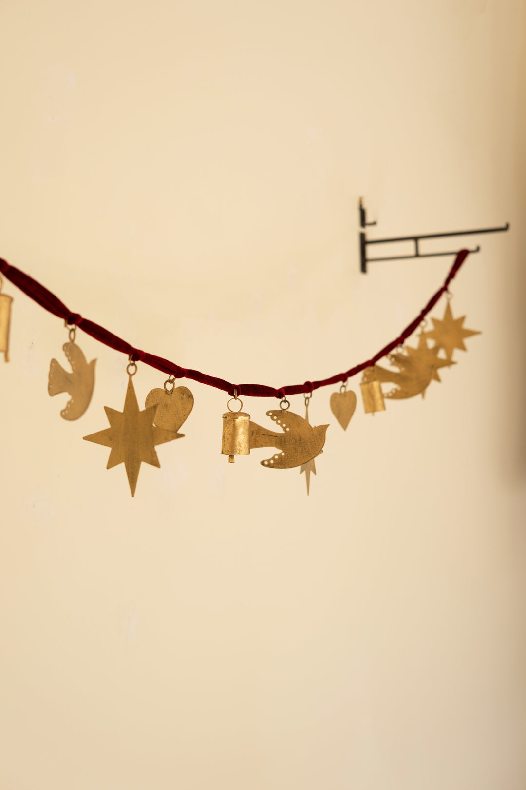 Christmas Charm Garland with Maroon Velvet Ribbon (Set of 4)