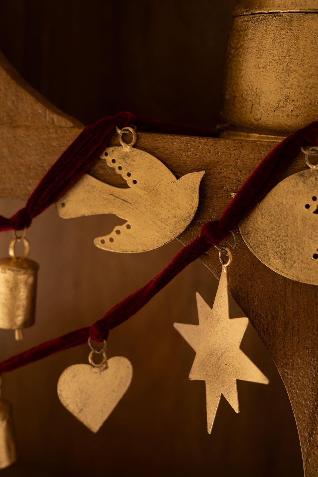 Christmas Charm Garland with Maroon Velvet Ribbon (Set of 4)