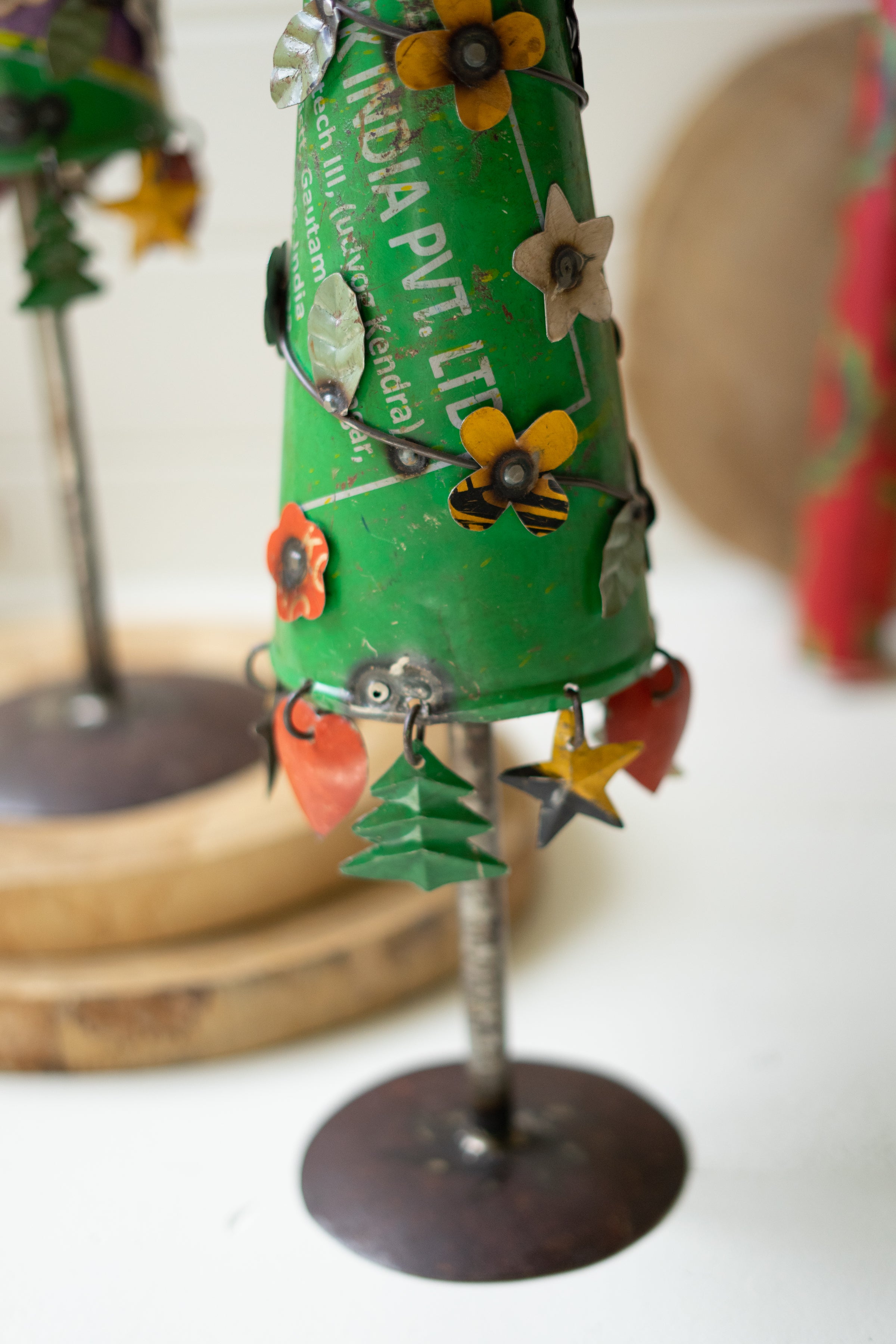 Set of 2 Recycled Iron Christmas Trees - Thumbnail 3