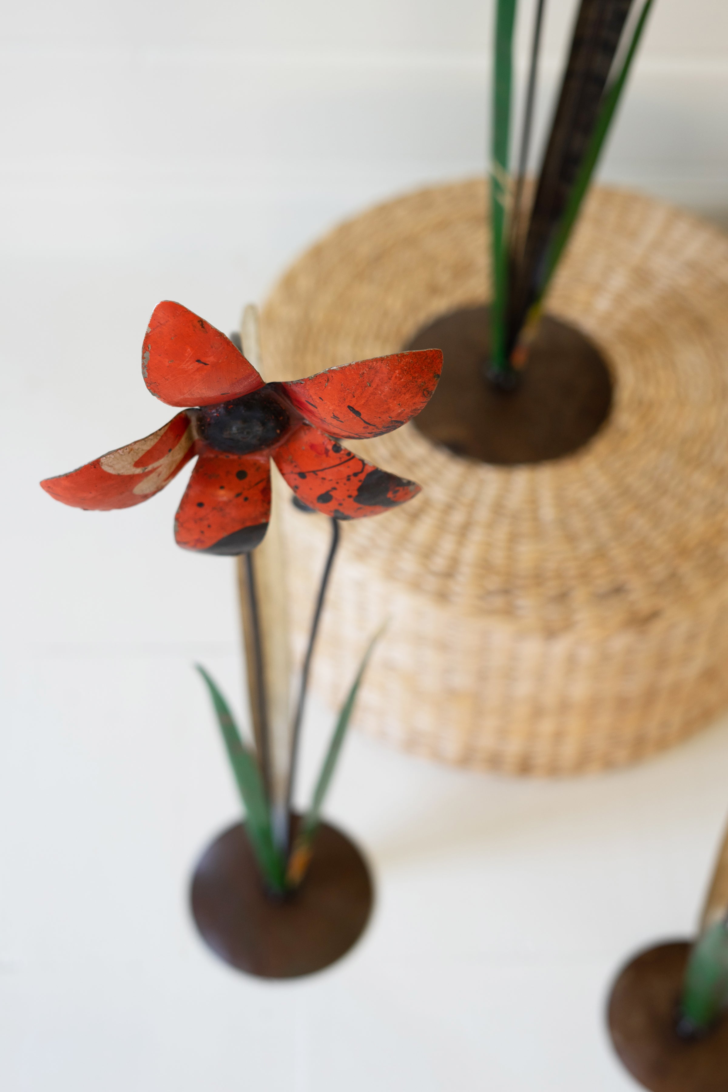 Set Of 3 Recycled Iron Flowers - Thumbnail 2